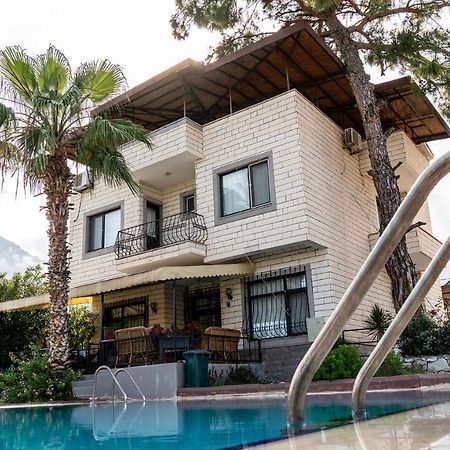 Spacious Villa With Sea And Mountain View Kemer Dış mekan fotoğraf